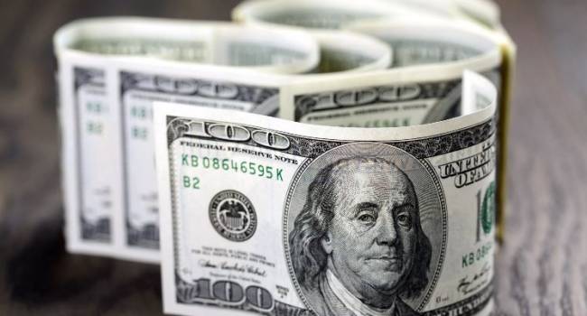 Политолог объяснил, что произойдет с мировой экономикой в случае обрушения доллара США
