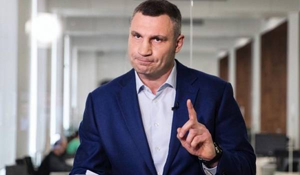 Устал от предвыборной гонки? Мэр Киева Кличко на 5 дней ушел в отпуск Устал от предвыборной гонки? Мэр Киева Кличко на 5 дней ушел в отпуск