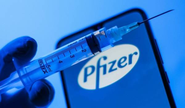  В четыре американских штата начали тестовую доставку вакцины от коронавируса Pfizer 
