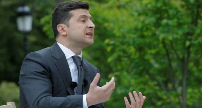 «Обращаюсь, как к отзывчивому и гуманному человеку»: украинский ученый призвал Зеленского купить российскую вакцину «Обращаюсь, как к отзывчивому и гуманному человеку»: украинский ученый призвал Зеленского купить российскую вакцину