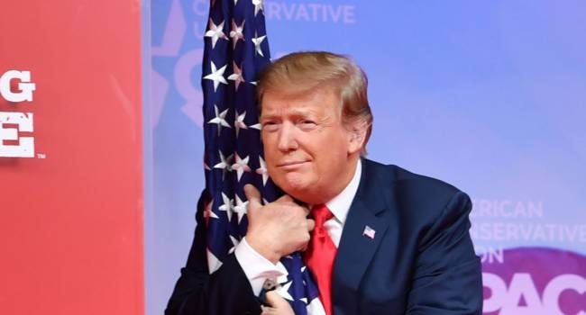 «Появился феномен Трампа»: Эксперт заявил, что президент США будет бороться до конца