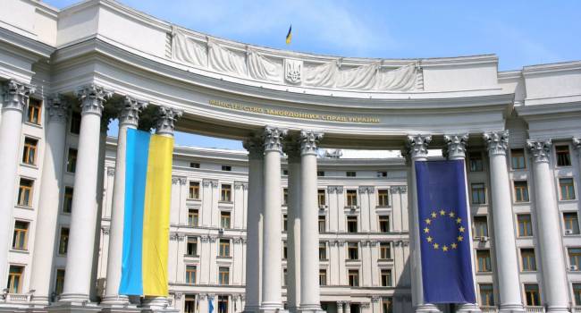 У Лаврова не хотят облегчить гуманитарную ситуацию на Востоке Украины – МИД 