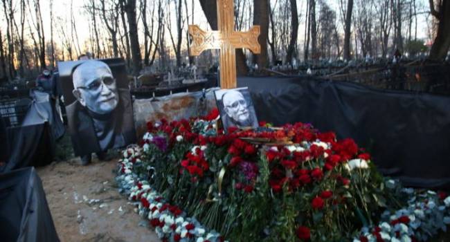 На похороны не успел: пасынок Джигарханяна всё-таки прилетел в Москву проститься с отцом