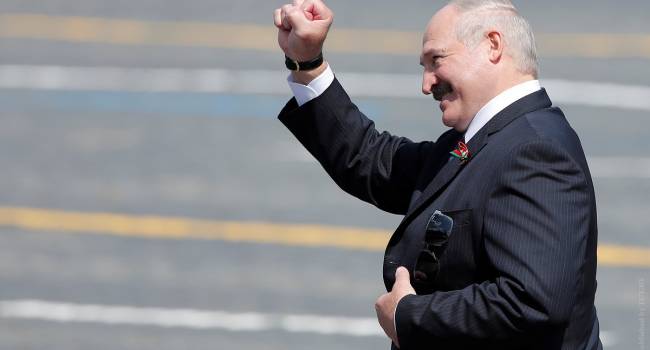 «Сенсационные разоблачения» Лукашенко уже перестают удивлять. На этот раз он «обнаружил» в Киеве разведцентр спецслужб США, качающий ситуацию в Беларуси