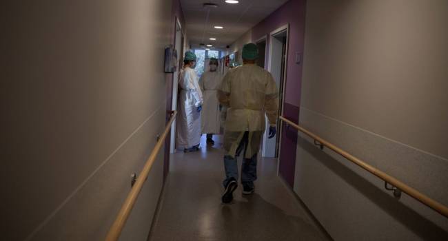 В Украине очередной пациент с коронавирусом совершил самоубийство 