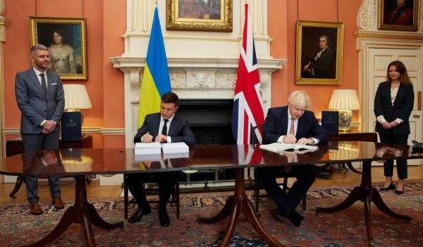 Украина и Великобритания обсуждают возможность упрощения визового режима
