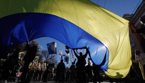 Эксперты: украинцы за последние девять лет стали богаче и счастливее Эксперты: украинцы за последние девять лет стали богаче и счастливее