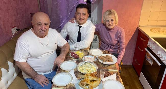 Блогер: после кортежей, самолетов, госдач, толп холуев начать снова изображать Голобородько – это уровень фальши, который зашкаливает Блогер: после кортежей, самолетов, госдач, толп холуев начать снова изображать Голобородько – это уровень фальши, который зашкаливает