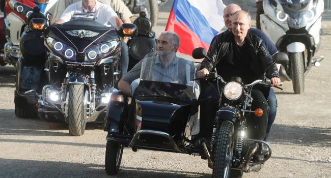 Арестович: Крым россияне взяли, пользуясь слабостью Украины - Путину, как «собирателю земель», нужен был рейтинг