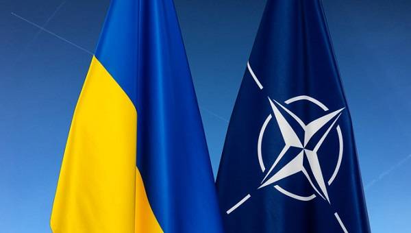 Столтенберг рассказал о планах НАТО противостоять России в Черном море 