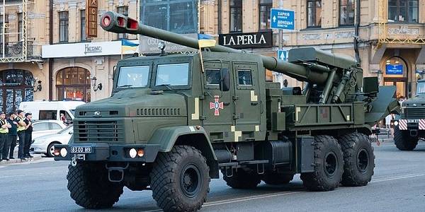 Волонтер: украинские власти отказались от перспективной военной разработки  