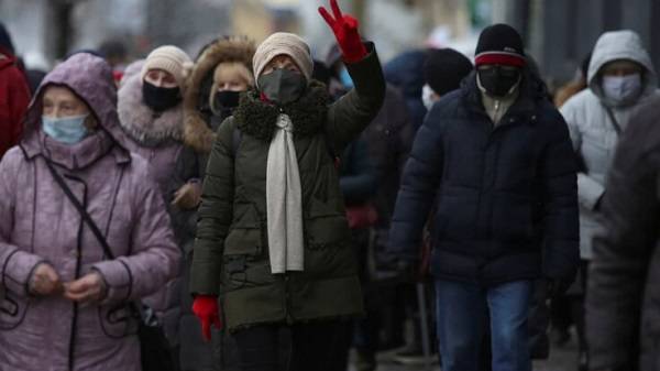 Протесты в Беларуси выгодны для Путина: эксперт рассказал причину 