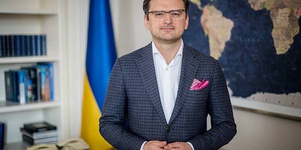 «Прибегает к манипуляциям»: в России гневно высказались о Кулебе «Прибегает к манипуляциям»: в России гневно высказались о Кулебе