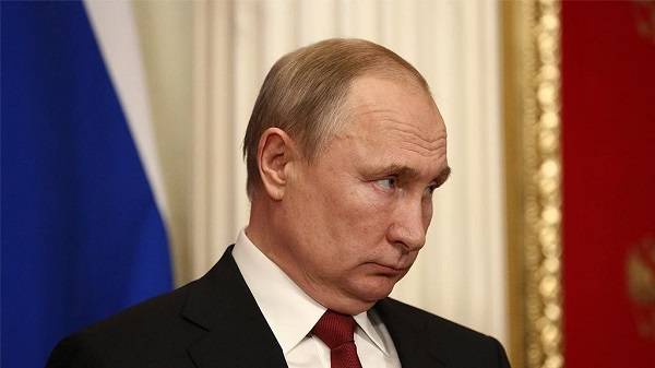 Спикер Путина рассказал, от кого глава Кремля получает всю информацию об Украине 