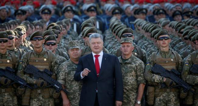 «Власть убивает армию Украины»: ВСУ обделяют, как только можно. Зато другие силовики получают надбавки – Порошенко 