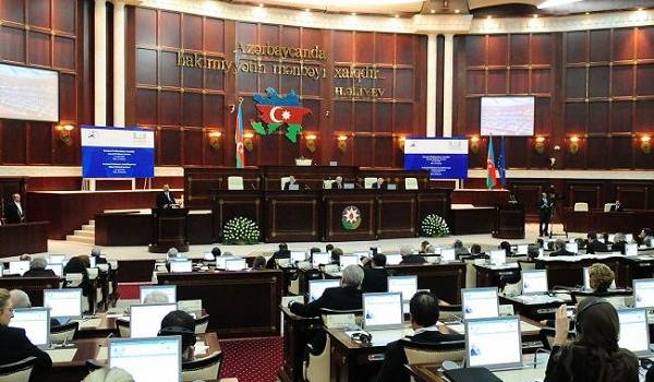  Власти Азербайджана отменили военное положение