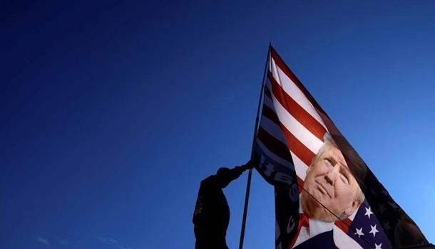Трамп не спешит вакцинироваться от коронавируса 