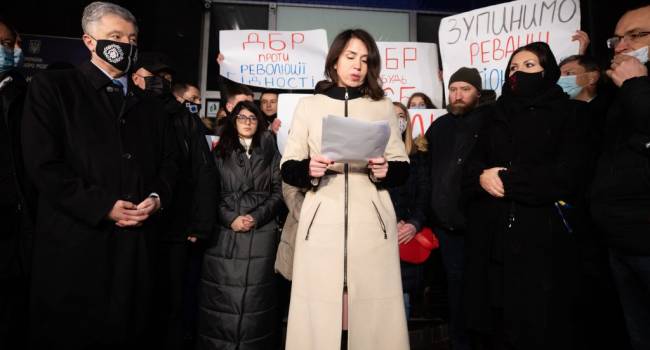 Политтехнолог: юридически дело против Черновол – мусор. У них другая цель – испортить имидж Майдана, навязать мнение, что это переворот Политтехнолог: юридически дело против Черновол – мусор. У них другая цель – испортить имидж Майдана, навязать мнение, что это переворот