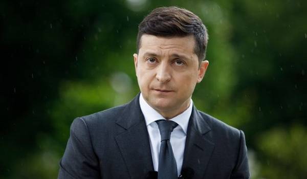 Зеленский: нам нужно еще в январе получить первые дозы вакцины от коронавируса Зеленский: нам нужно еще в январе получить первые дозы вакцины от коронавируса