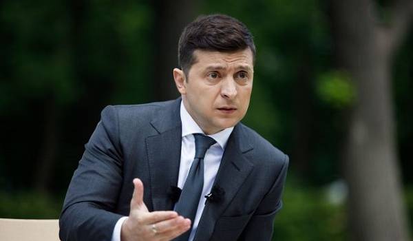 В Офисе президента нашли виновных в том, что Зеленского признали «разочарованием года» В Офисе президента нашли виновных в том, что Зеленского признали «разочарованием года»