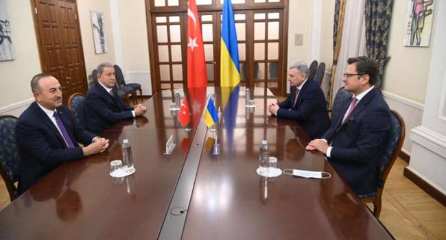 «Тотальная поддержка!»: Украина и Турция провели в Киеве заседание в формате «Квадрига»