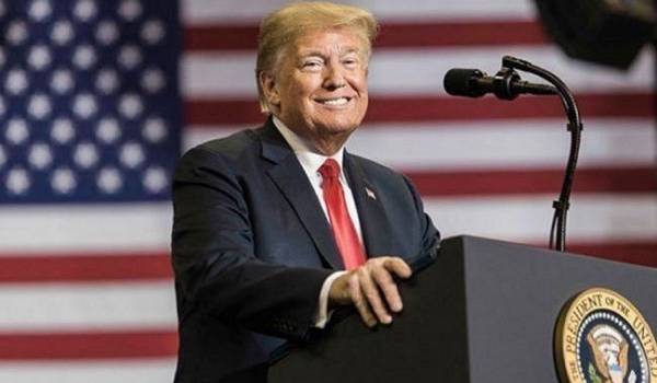 Приверженцы Трампа готовятся провести его виртуальную «инаугурацию» Приверженцы Трампа готовятся провести его виртуальную «инаугурацию»