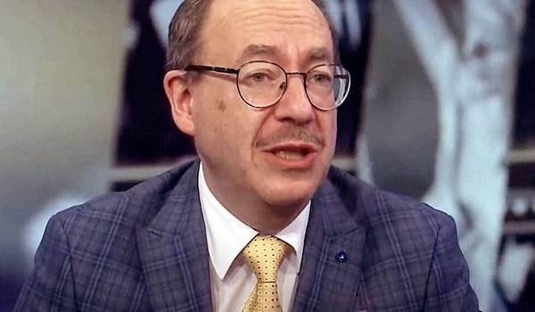 Кацман: Власти выгодно, чтобы люди работали как робот, платили налоги и умирали в день выхода на пенсию Кацман: Власти выгодно, чтобы люди работали как робот, платили налоги и умирали в день выхода на пенсию