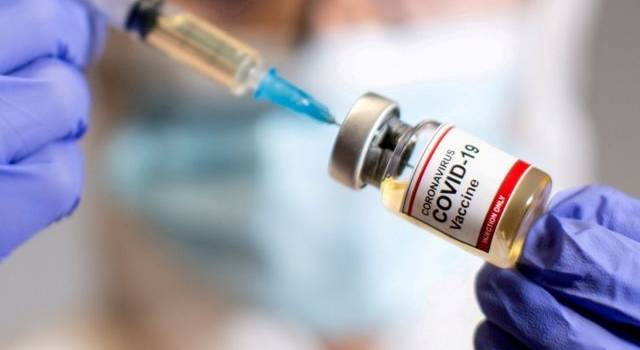 Дипломат: украинские власти не смогли быстро действовать в борьбе с пандемией коронавируса 