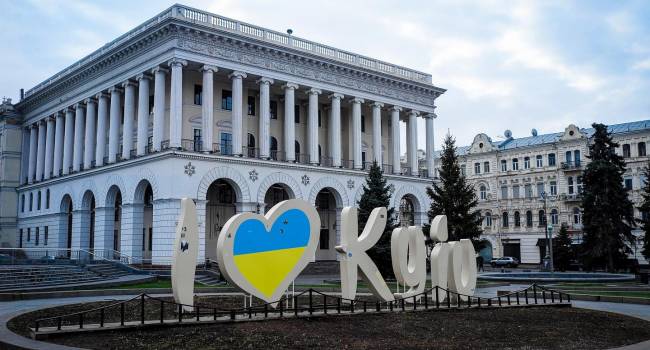 Блогер озвучил имя одного из избивших ветерана АТО в Киеве