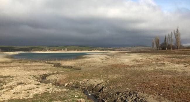 Засуха в Крыму: Ситуация с водой на полуострове достигла катастрофического уровня