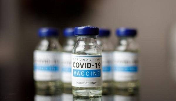 В Индии разрешили использовать вакцину AstraZeneca от COVID-19