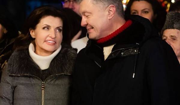 «Желаю быстрее вернуться к движению в сторону ЕС»: Порошенко поздравил украинцев с Новым годом 