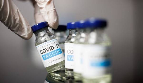 В России надумали провести испытание своей «вакцины» от COVID-19 на украинцах 