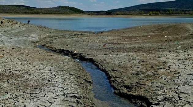  Вся надежда только на осадки: в Крыму катастрофическая нехватка воды, местные жители бьют тревогу 