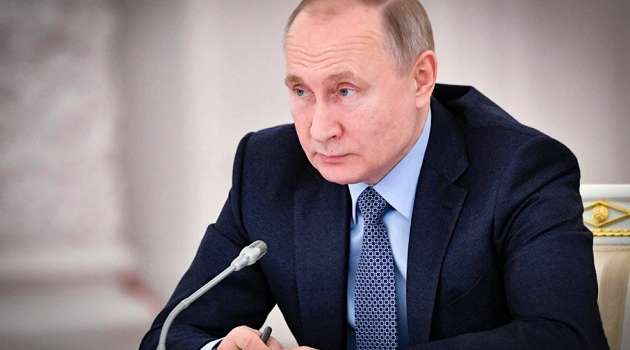 «Практика показывает»: Путин назвал российскую вакцину от коронавируса «лучшей в мире» 