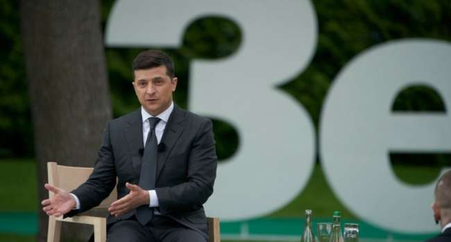 Китайскую вакцину нашли, не потому что была поставлена задача спасать украинцев, а потому что президент начал паниковать из-за рейтинга, – нардеп Китайскую вакцину нашли, не потому что была поставлена задача спасать украинцев, а потому что президент начал паниковать из-за рейтинга, – нардеп