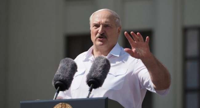 Политолог: «С приходом Байдена Лукашенко простится с многовекторной политикой»