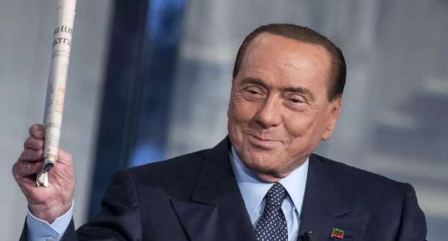 Начались серьезные проблемы с сердцем: 84-летний Берлускони был срочно госпитализирован 