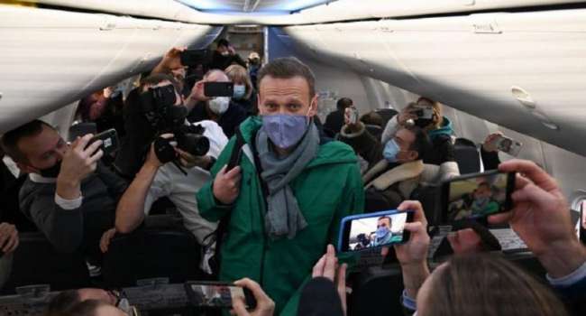 Власти западных стран пригрозили России новыми санкциями из-за задержания Навального