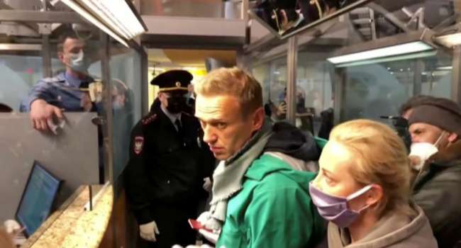Блогер: пока вы в восторге от оппозиционера Навального я вам напомню еще про одних оппозиционеров – белорусских. Как там у них успехи?