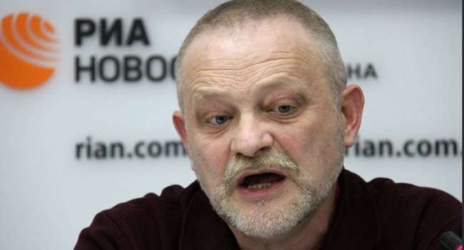 «Вакцинируешься - станешь москалем»: Золотарёв объяснил, почему в Украине боятся российской вакцины