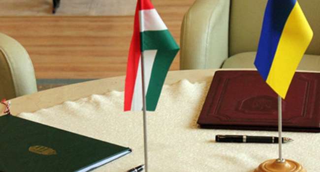 Дипломат: Президенту Украины и Премьер-министру Венгрии пришло время объясниться