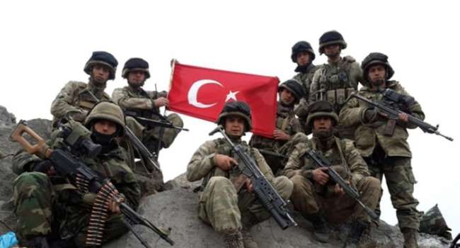 «В «ЛДНР» опять подгорело»: Сепаратисты в панике сообщают о турецких военных в голубых беретах на позициях ВСУ