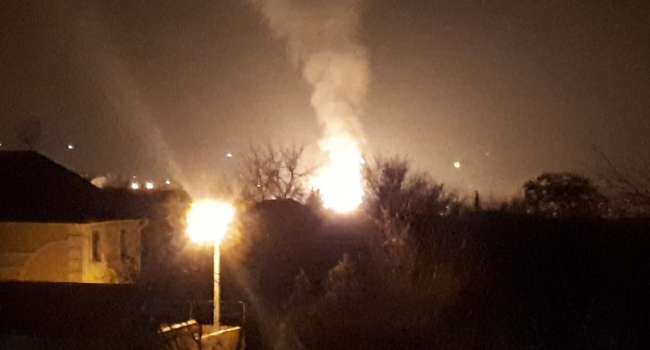 «В громкоговоритель объявили тревогу. Небо сверкает»: В лютый мороз оккупированный Луганск сотряс мощный взрыв