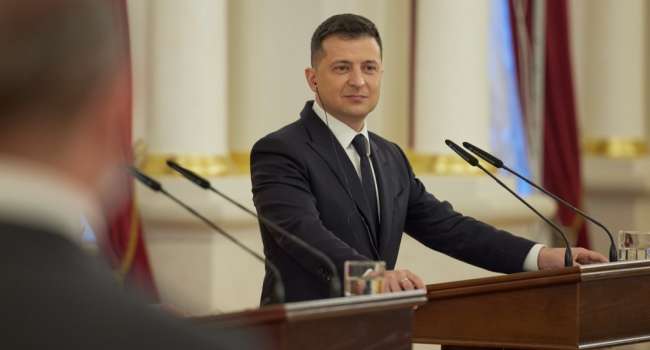 Блогер: в Зимбабве начали вакцинирование населения, в Албании завершают, зато у нас «он же не ворует» Блогер: в Зимбабве начали вакцинирование населения, в Албании завершают, зато у нас «он же не ворует»