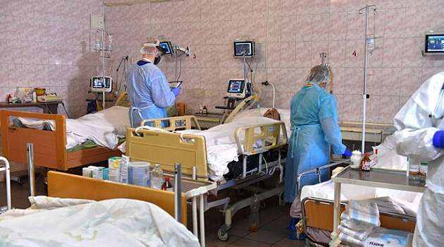 «Будут самые тяжелые последствия за всю пандемию»: врач рассказала о вспышке COVID-19 на Прикарпатье 