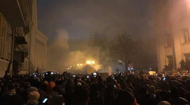 «Помитингуют и разойдутся»: Гордон не верит, что протесты из-за Стерненко перерастут в Майдан 