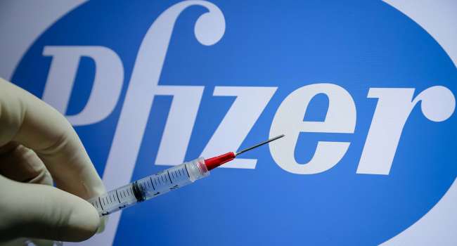 Россияне атаковали Pfizer и другие западные вакцины