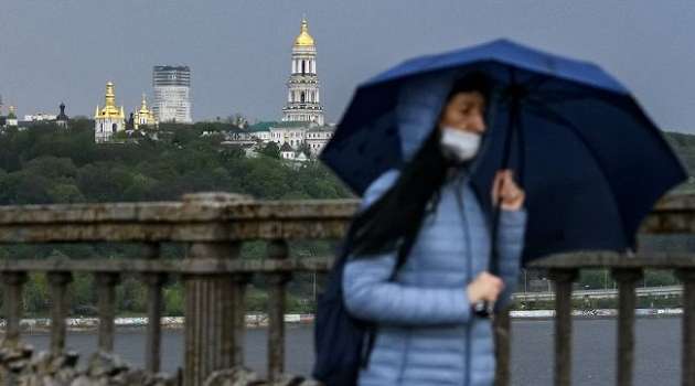 Осадки не прекратятся: синоптики рассказали о погоде в Украине на выходные 