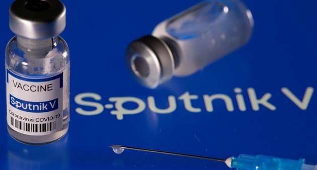В РФ похвастались, что вакцина «Спутник V» эффективна даже от «индийского» штамма коронавируса 